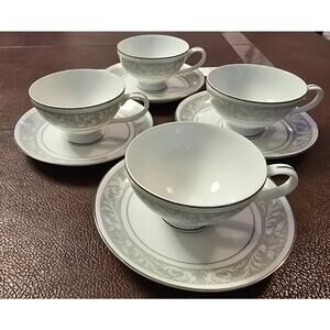 Vintage W. Dalton Whitney Pattern Imperial China 5671 Teacup & Saucer set of 4
